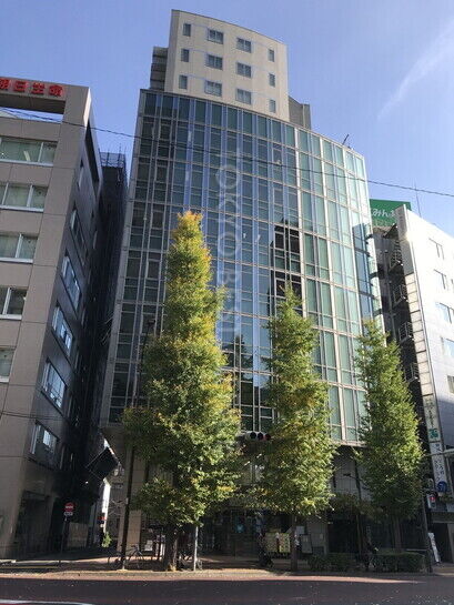 新御茶ノ水アーバントリニティビル外観③