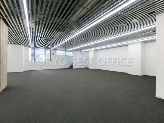 A棟地下1階貸室内