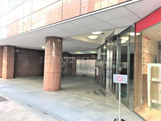 ビルエントランス②