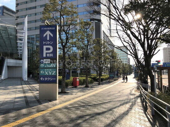 ビル周辺風景③