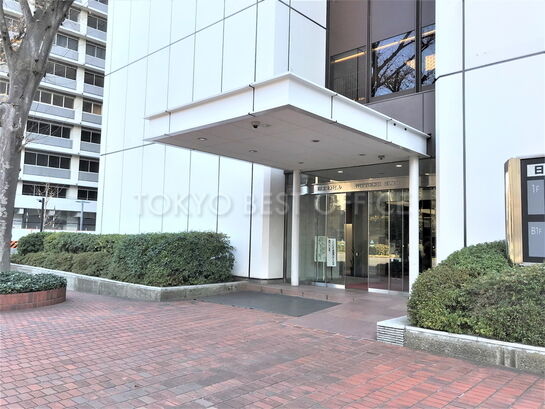 ビルエントランス②