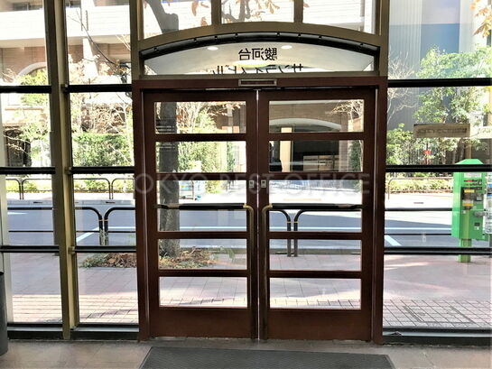 エントランスホール③