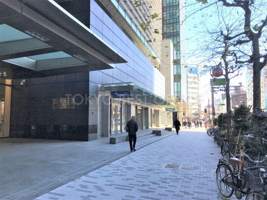 ビル周辺風景②