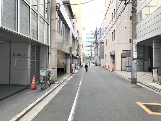 ビル周辺風景①