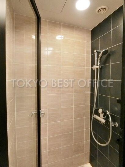 シャワーブース