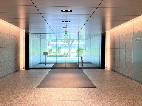 エントランスホール②