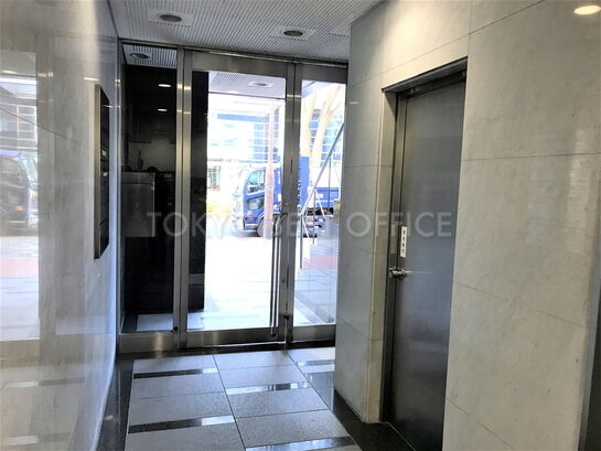 エントランスホール