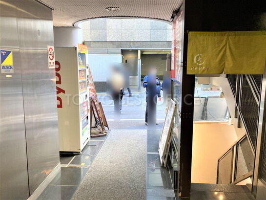 エントランスホール