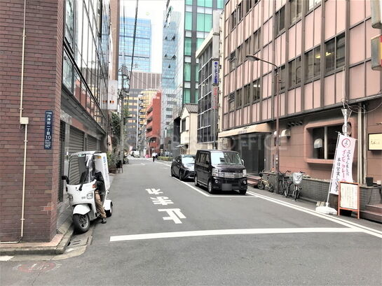 ビル周辺風景③