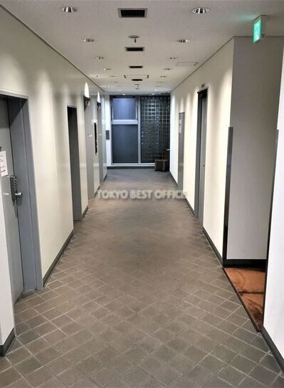 エントランスホール