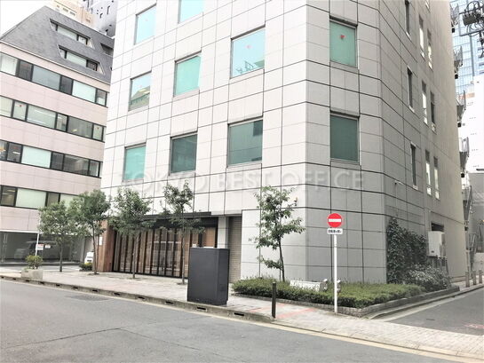 ビル周辺風景②