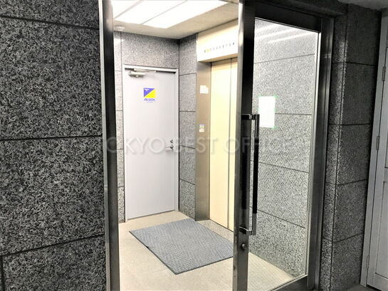 エレベーター①