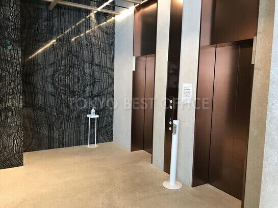 エントランスホール②