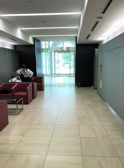 エントランスホール②