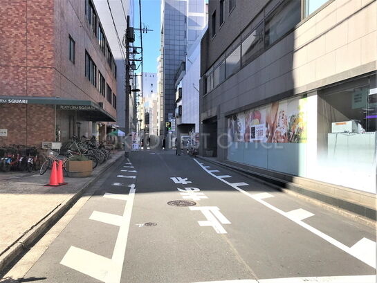 ビル周辺風景②