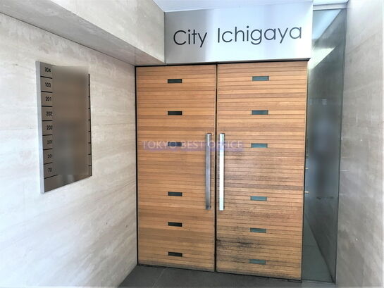 ビルエントランス②