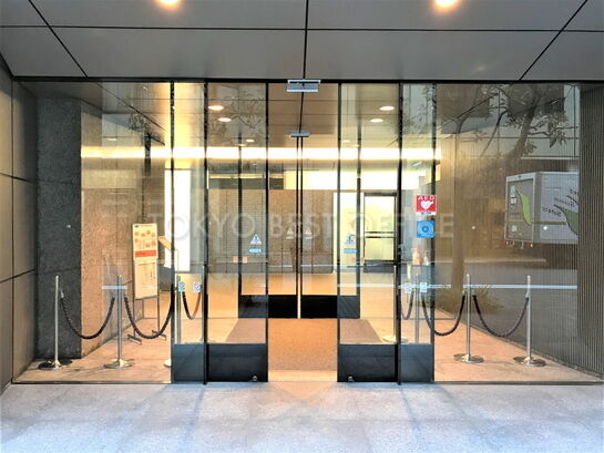 ビルエントランス②