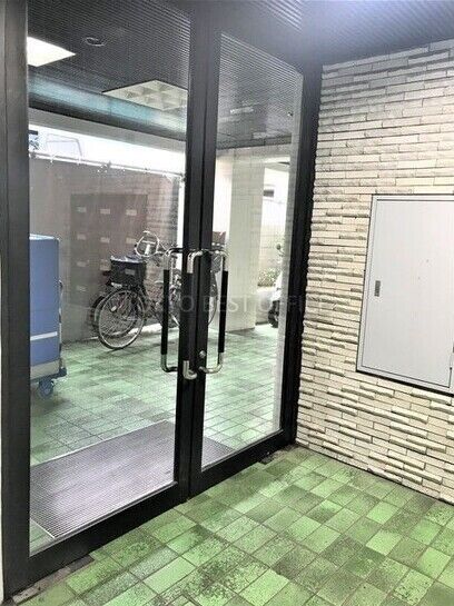 エントランスホール②