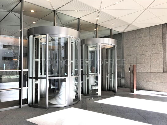 ビルエントランス①