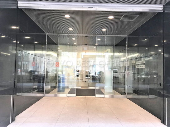 ビルエントランス①