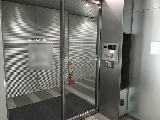 エントランスホール①