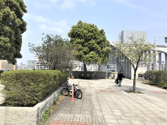 ビル周辺風景②