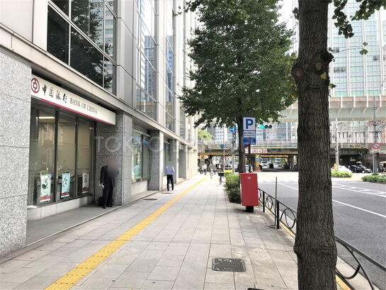 ビル周辺風景