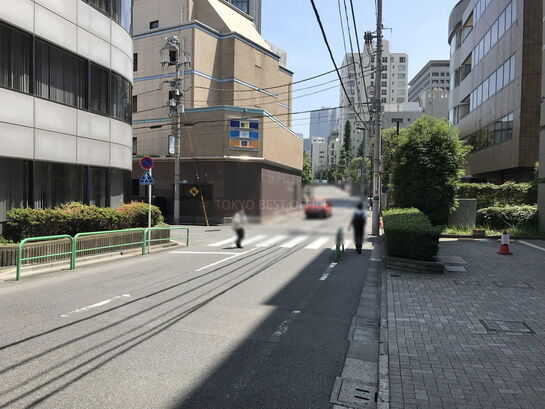 ビル周辺風景②