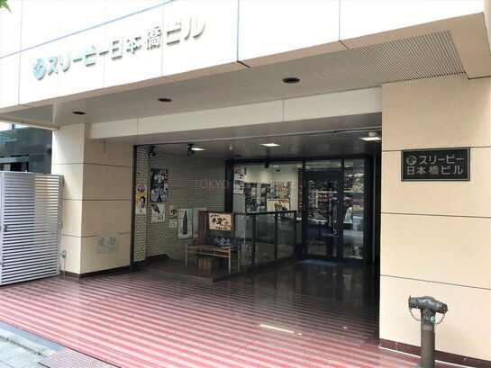 ビルエントランス②