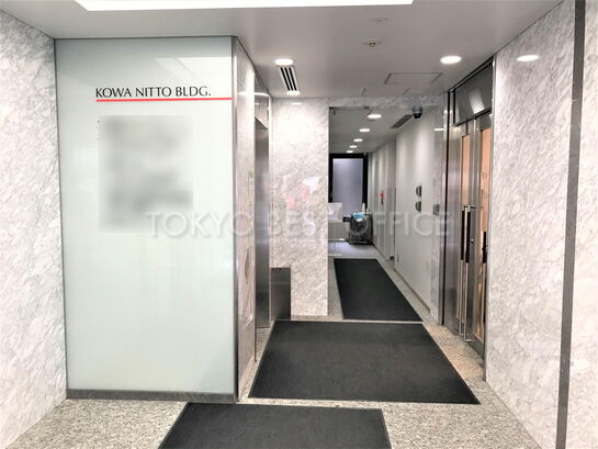 エントランスホール①