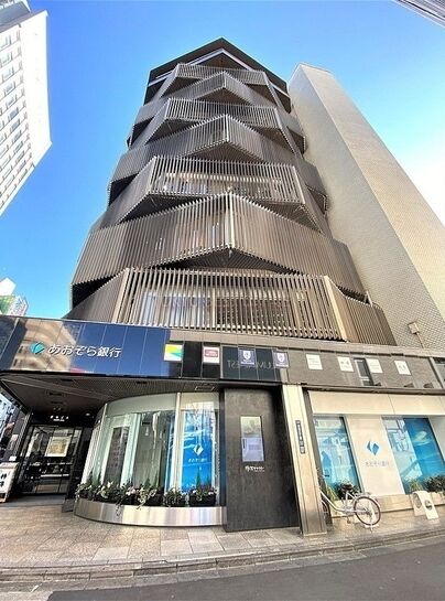 安与ビル外観②