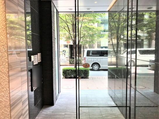 エントランスホール