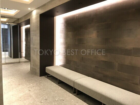 エントランスホール④