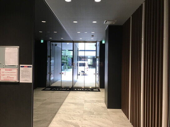 エントランスホール③