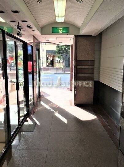 エントランスホール③