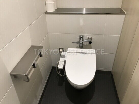 男性用トイレ④