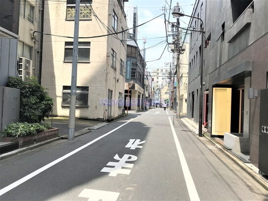 ビル周辺風景②