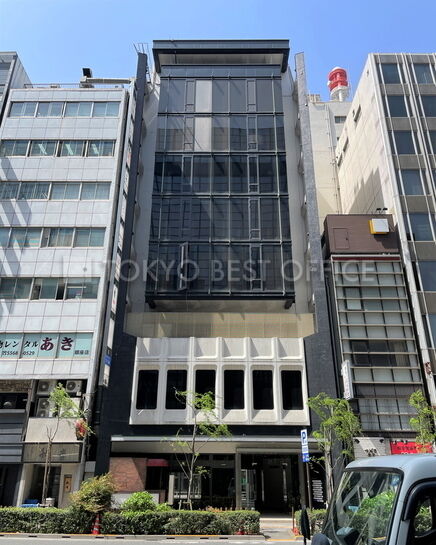 外観（大通り側）