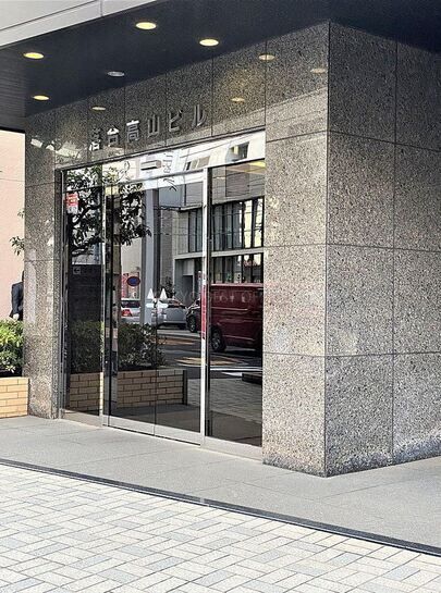 ビルエントランス②