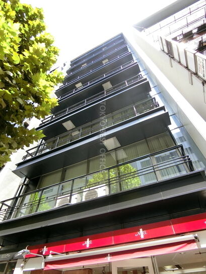 ナリコマHD新宿ビル外観②