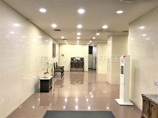 エントランスホール①