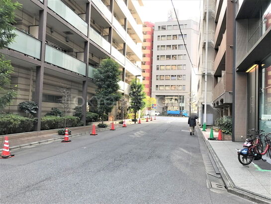 ビル周辺風景②