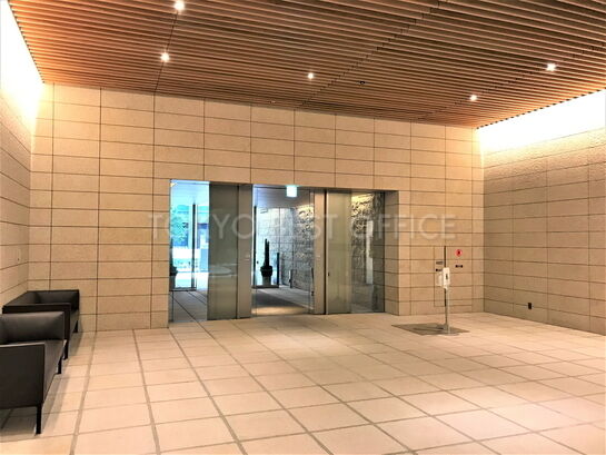 エントランスホール②