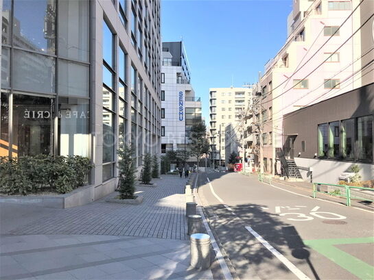 ビル周辺風景④