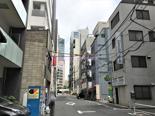 ビル周辺風景②