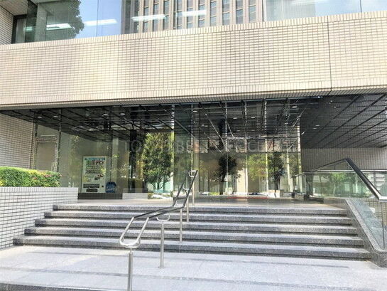 ビルエントランス②