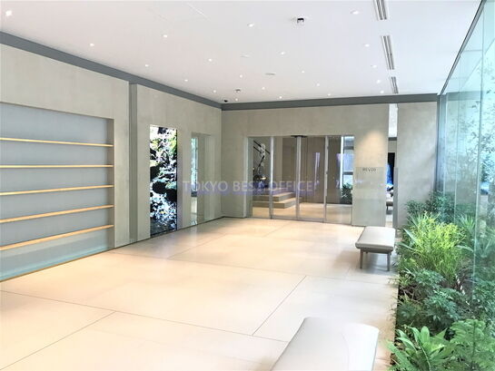 エントランスホール①