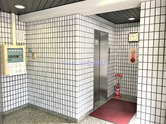 エントランスホール