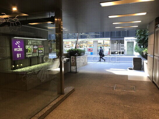 エントランスホール②
