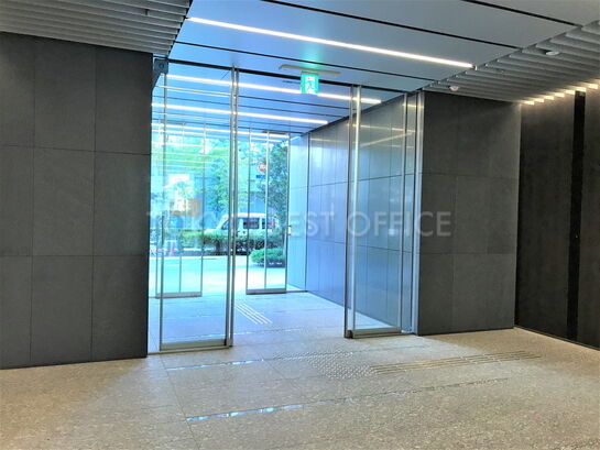 エントランスホール②